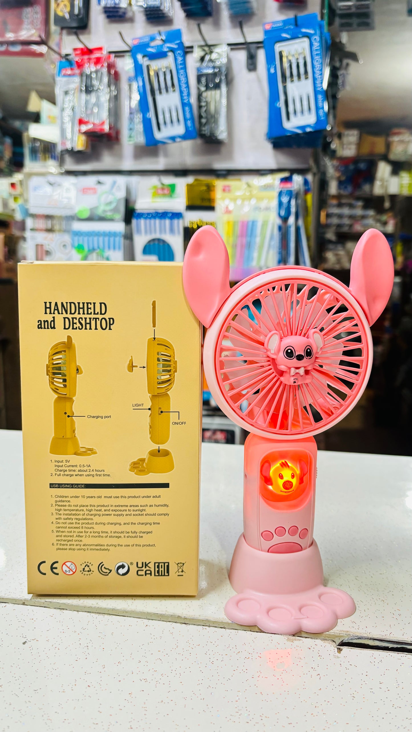 Handheld And deshtop Fan With centre light