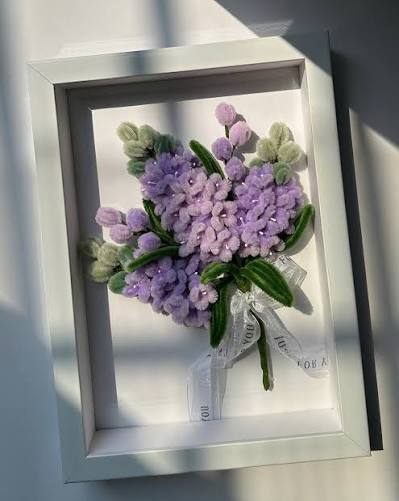 Handmade Pipecleaner Shadow Box Frame For Decor