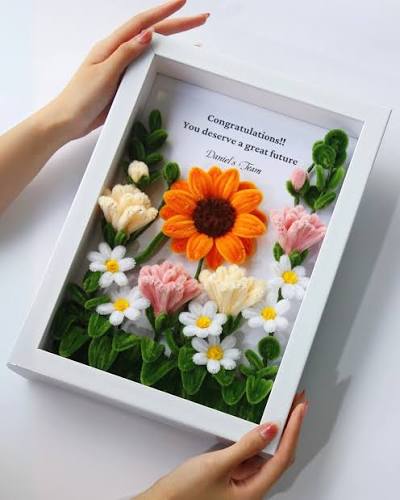 Handmade Pipecleaner Shadow Box Frame For Decor